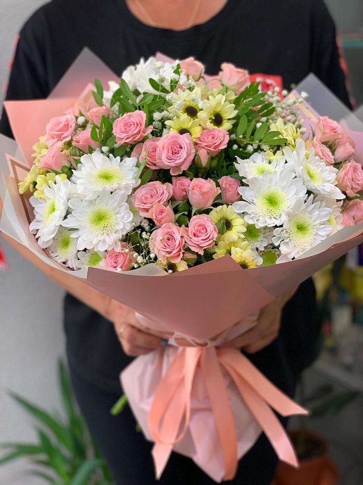 Букет цветов из: Розы и Хризантемы в Салым