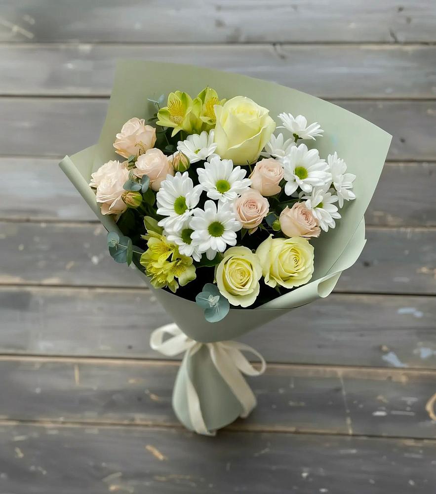 Букет цветов из: Альстромерии, Розы и Хризантемы в Салым