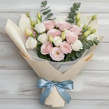 Букет цветов из:  Лизиантусы #REPLACE_PRED# Салым