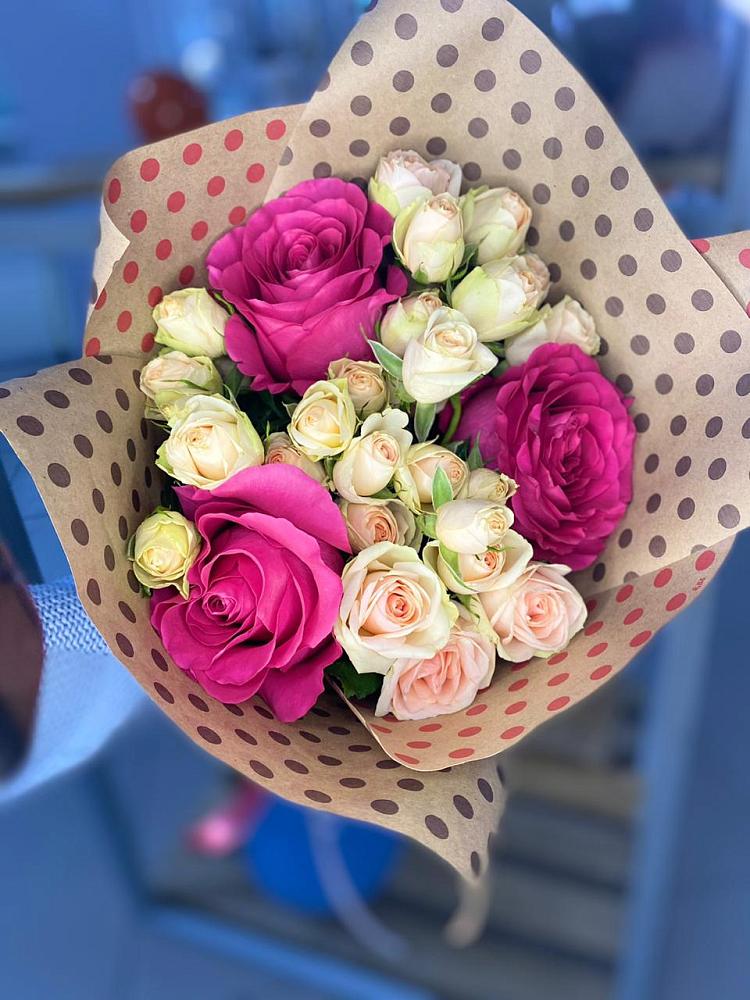 Букет цветов из: Розы в Салым