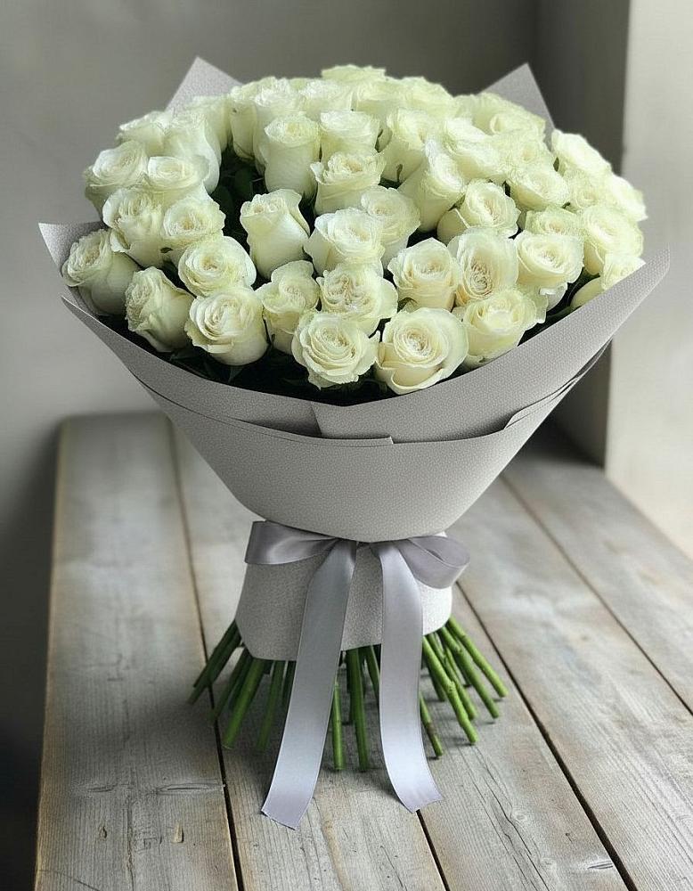 Букет 35 Белых роз в Салым