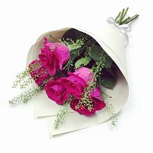 Букет цветов из:  Розы в Салым