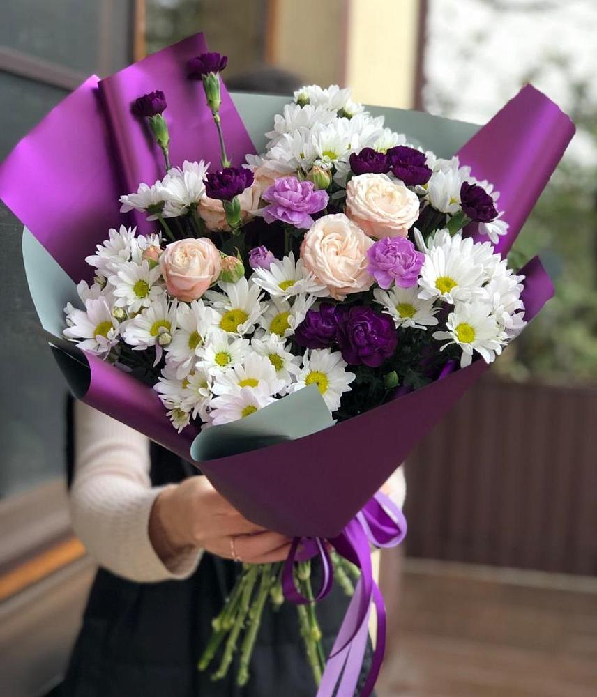 Букет цветов из: Хризантемы, Гвоздики и Розы в Салым