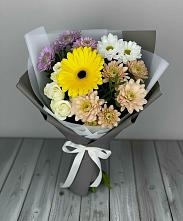 Букет цветов из:  Розы, Герберы и Хризантемы в Салым