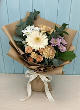 Букет цветов из:  Герберы и Хризантемы в Салым