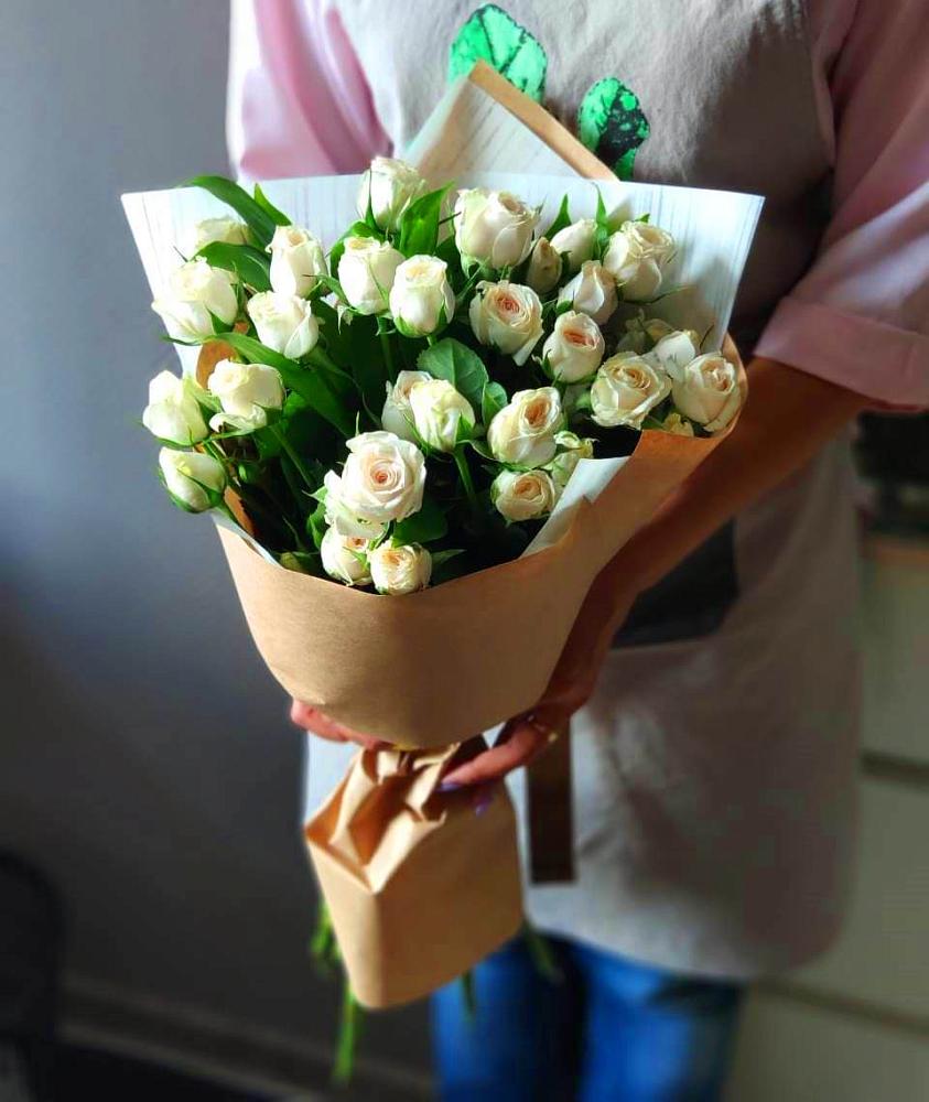 Букет цветов из: Розы в Салым