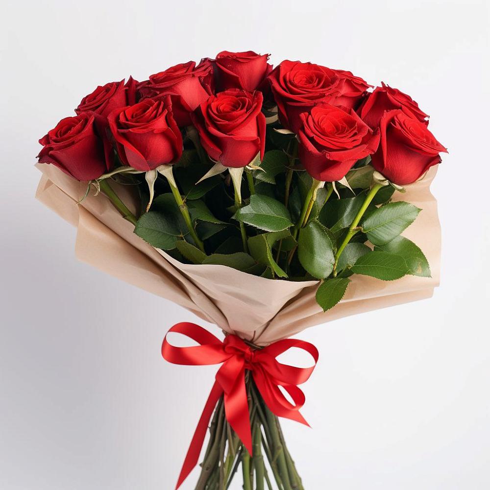 Букет 11 Красных роз Эдлесс Лав в Салым