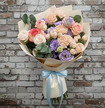 Букет цветов из:  Розы, Лизиантусы и Гвоздики в Салым