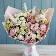 Букет цветов из:  Альстромерии и Розы в Салым
