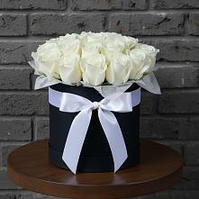 Цветочная композиция из Розы в шляпной коробке в Салым